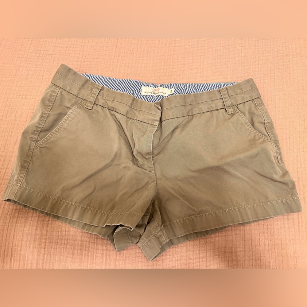 Gently used JCrew Broken-in Chino Shorts - Sz 14 / 3” inseam